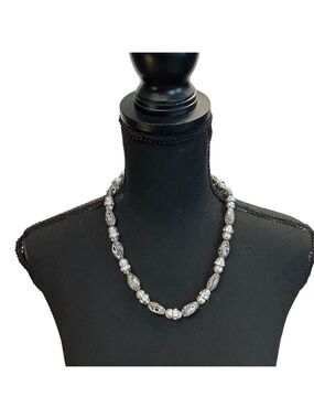 FAC Fifth Avenue Collection gray silver crystal rhinestone beaded necklace